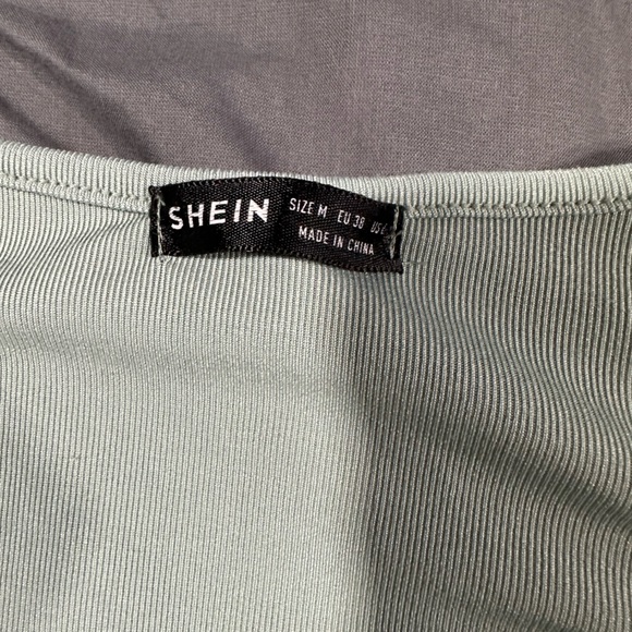 SHEIN cropped long sleeve - Picture 2 of 3